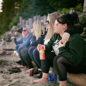 Meet your Posher, Leigh